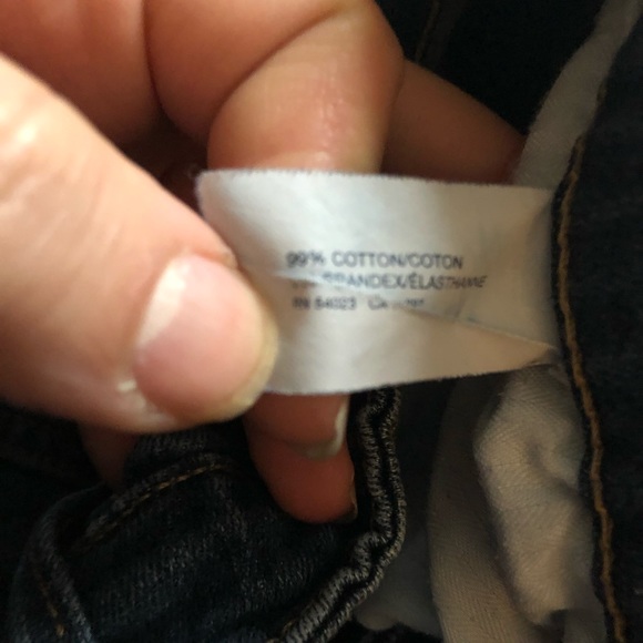 ✅SOLD✅GAP premium Bootcut size 10 jeans short - Picture 3 of 4